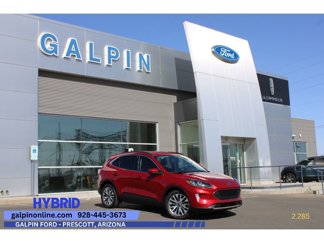 Used 2021 Ford Escape Titanium image 1