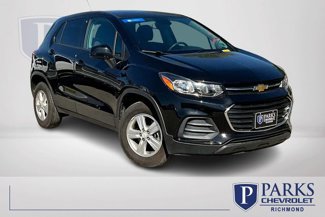 Certified 2022 Chevrolet Trax LS w/ Tint and Cruise Package image 1