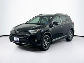 Used 2018 Toyota RAV4 XLE image 1