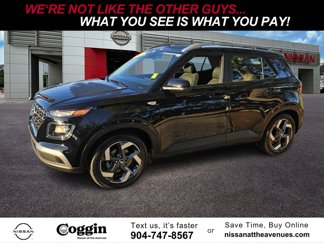 Used 2021 Hyundai Venue SEL image 1