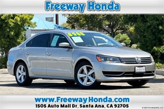 Used 2012 Volkswagen Passat 2.5 SE image 1