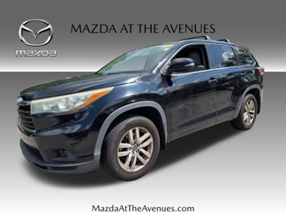 Used 2016 Toyota Highlander LE image 1