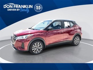 Certified 2023 Nissan Kicks SV image 1
