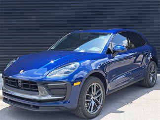 Used 2025 Porsche Macan Turbo image 1