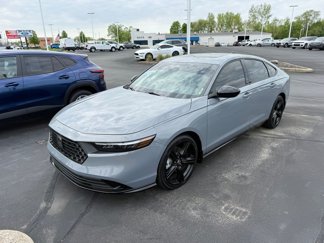 Used 2023 Honda Accord Sport image 1