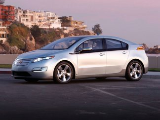 Used 2015 Chevrolet Volt image 1