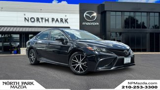 Used 2023 Toyota Camry SE image 1