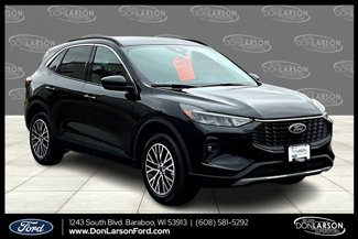 New 2024 Ford Escape SE image 1