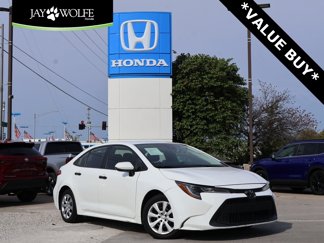 Used 2021 Toyota Corolla LE image 1