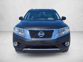 Used 2015 Nissan Pathfinder SV video 2