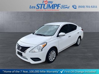 Used 2016 Nissan Versa SV image 1