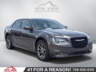 Used 2016 Chrysler 300 S image 1
