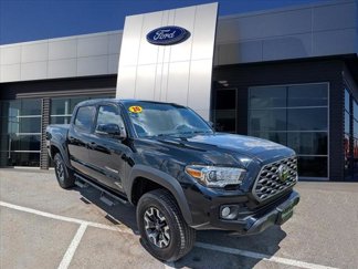 Used 2020 Toyota Tacoma TRD Off-Road image 1