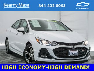 Used 2019 Chevrolet Cruze LT w/ Convenience Package image 1