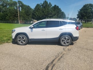 Used 2021 GMC Terrain SLT w/ Infotainment Package II image 1
