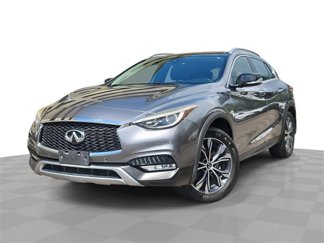 Used 2017 INFINITI QX30 Premium w/ Navigation Package image 1