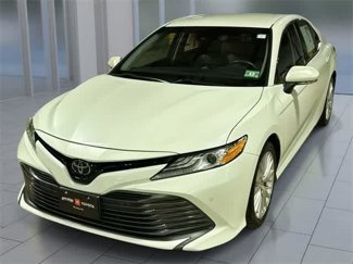 Certified 2018 Toyota Camry XLE image 1