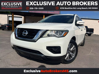 Used 2017 Nissan Pathfinder S image 1