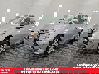 Used 2017 Toyota Camry LE image 1