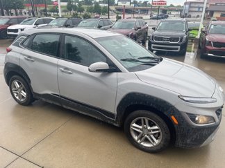 Used 2023 Hyundai Kona SE w/ Cargo Package image 1