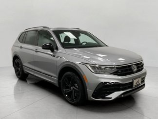 New 2024 Volkswagen Tiguan SE R-Line image 1