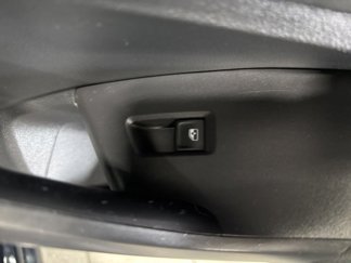 Used 2019 Volkswagen Jetta SEL image 1