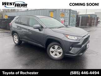 Used 2021 Toyota RAV4 XLE image 1