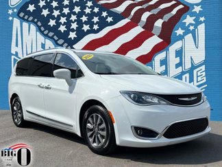 Used 2020 Chrysler Pacifica Touring-L Plus image 1