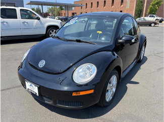 Used 2009 Volkswagen Beetle S image 1
