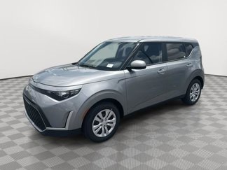New 2025 Kia Soul LX image 1