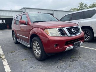 Used 2010 Nissan Pathfinder LE w/ Navigation Pkg image 1