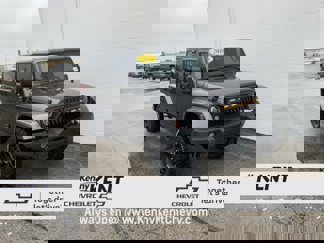 Used 2016 Jeep Wrangler Unlimited Sahara image 1