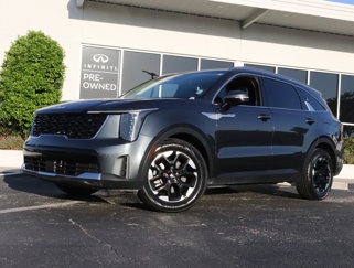 Used 2024 Kia Sorento S image 1