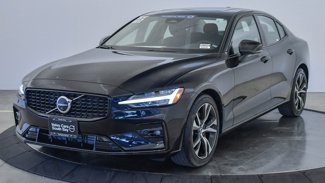 Certified 2025 Volvo S60 B5 Plus image 1