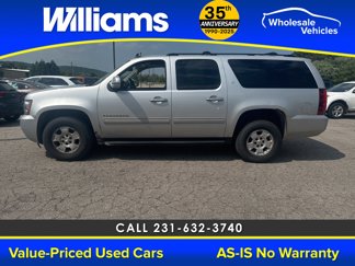 Used 2014 Chevrolet Suburban LT image 1