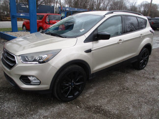 Used 2018 Ford Escape SE w/ SE Sport Appearance Package image 1