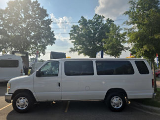 Used 2011 Ford E-350 and Econoline 350 XLT image 1