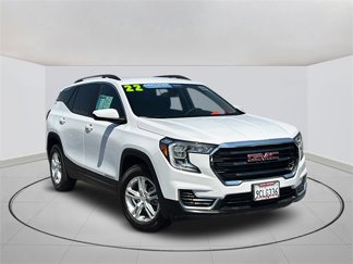 Certified 2022 GMC Terrain SLE w/ Driver Convenience Package image 1