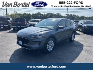 Certified 2022 Ford Escape SE w/ Cold Weather Package image 1