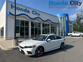 Used 2022 Honda Civic Touring image 1