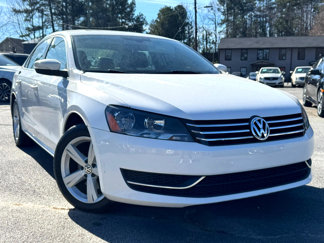 Used 2013 Volkswagen Passat 2.5 SE image 1