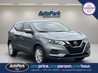 Used 2021 Nissan Rogue Sport S image 1