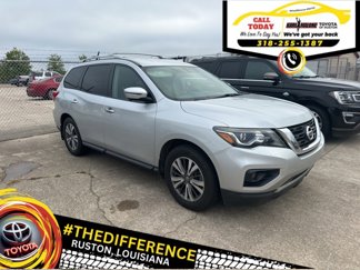 Used 2017 Nissan Pathfinder SL video 1