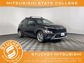 Used 2022 Hyundai Kona SEL image 1