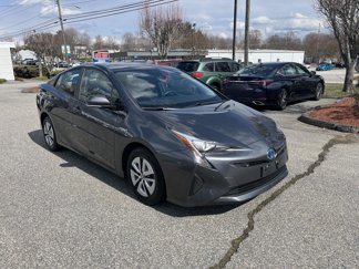 Used 2016 Toyota Prius Four image 1