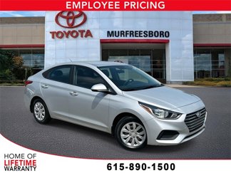 Used 2021 Hyundai Accent SE image 1