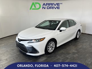 Used 2022 Toyota Camry LE image 1