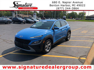 Certified 2023 Hyundai Kona SEL w/ Convenience Package image 1