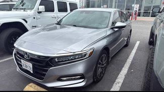 Used 2018 Honda Accord Touring image 1
