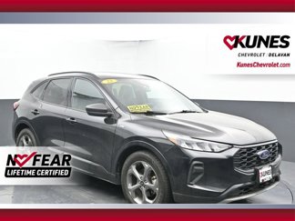 Used 2023 Ford Escape ST-Line image 1